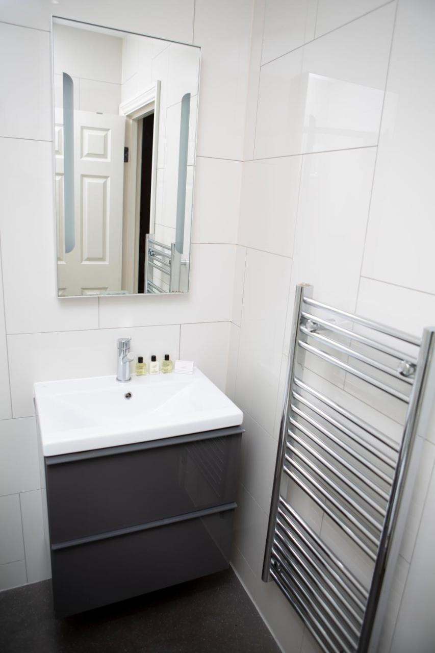 Apt 1, Trafalgar Square 1St Floor By Indigo Flats 伦敦 外观 照片